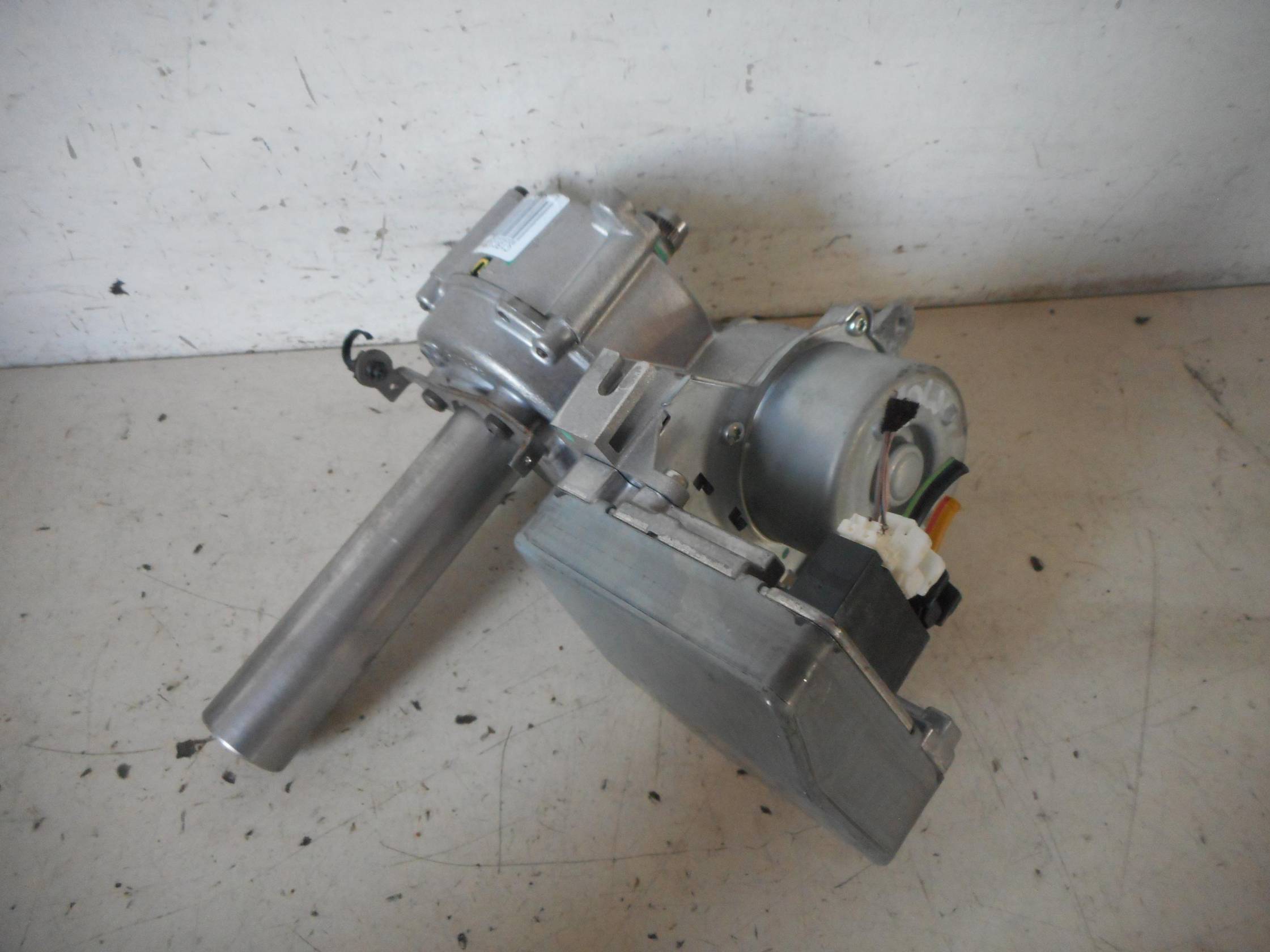 Servosterzo elettronico